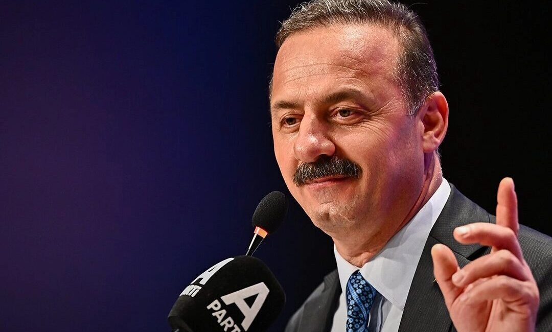 Anahtar Parti Genel Başkanı Yavuz Ağıralioğlu, okullarda öğrencilere ücretsiz ve