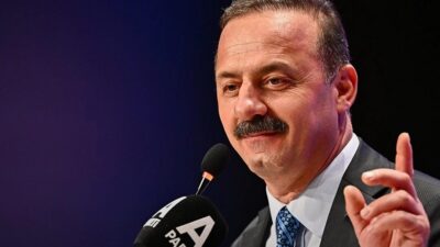 Anahtar Parti Genel Başkanı Yavuz Ağıralioğlu, okullarda öğrencilere ücretsiz ve