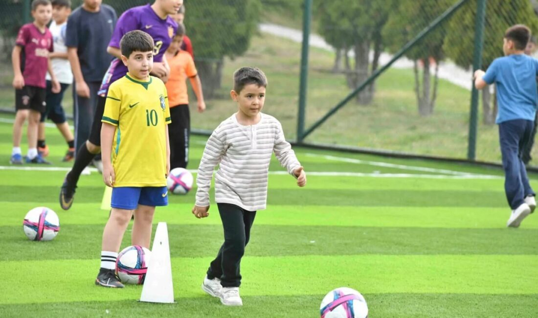 Ankara Büyükşehir Belediyesi, Pursaklar Tebessüm Parkı Spor Kompleksi’nde 6-16 yaş
