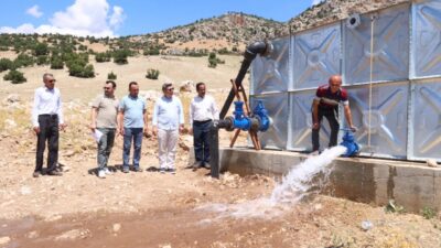 Antalya Büyükşehir Belediyesi Elmalı Yalnızdam Mahallesi’nin tarımsal sulama altyapısını genişletiyor.