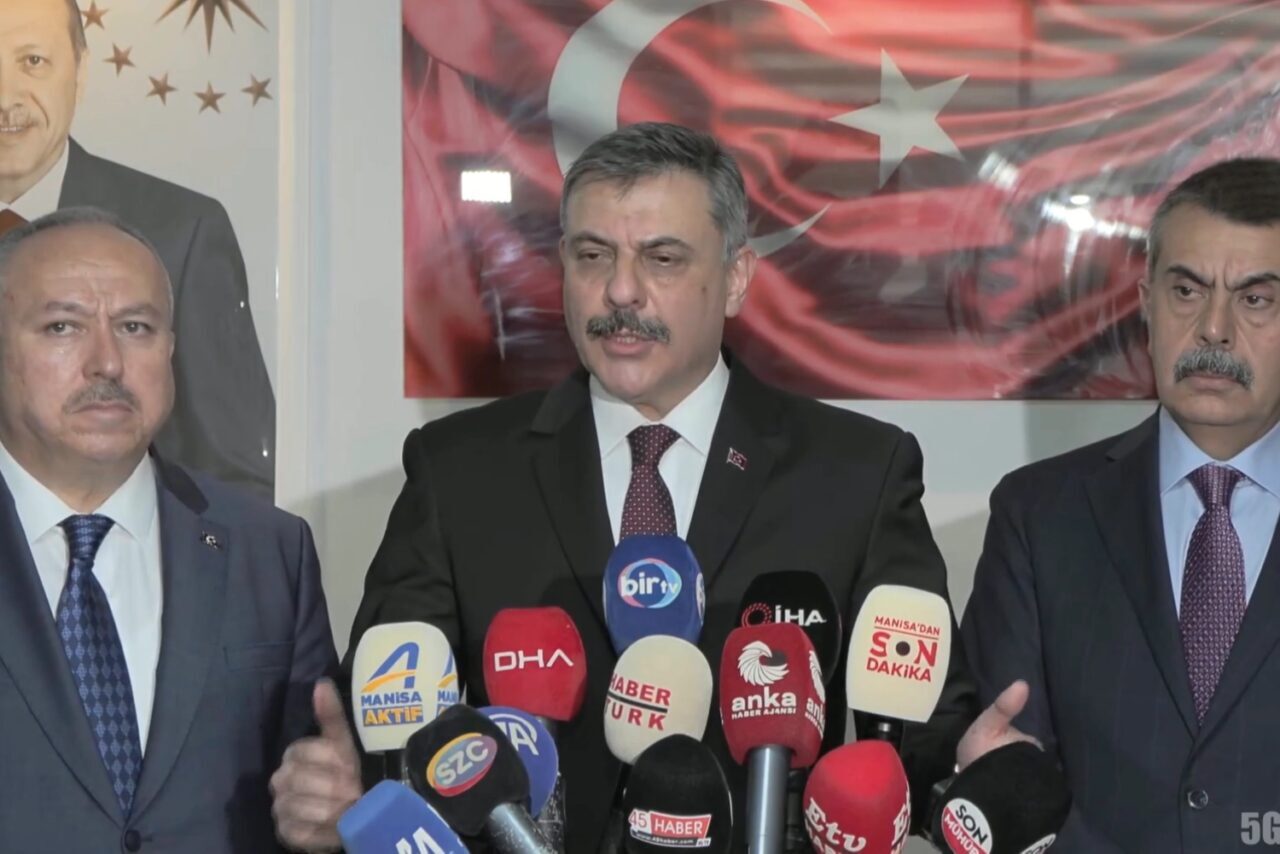 İçişleri Bakanı Mustafa Çiftçi, 11 çocuğun yaralandığı saldırıda üç öğrencinin