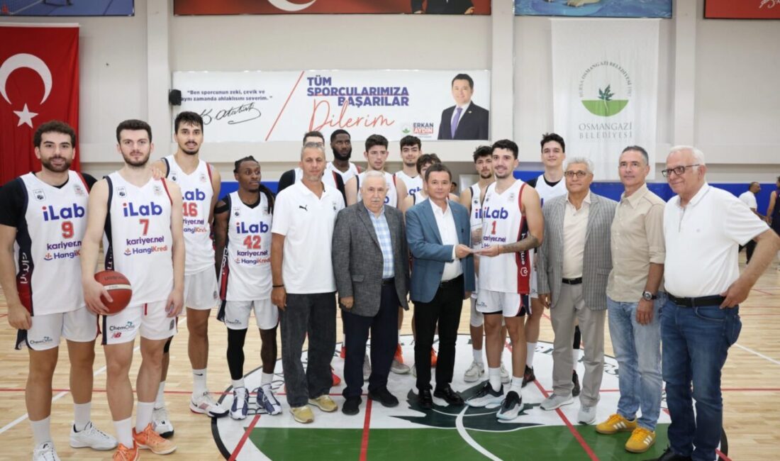 Osmangazi Belediyesi’nin ev sahipliğinde düzenlenen 18. Final Basketbol Turnuvası, Dikkaldırım