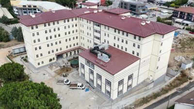Bursa İnegöl Belediyesi’nin girişimleriyle Gençlik ve Spor Bakanlığı tarafından yapımı