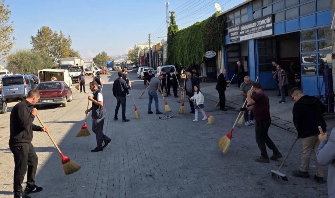 İnegöl Belediyesi, 20 Eylül Dünya Temizlik Günü kapsamında şehir genelinde