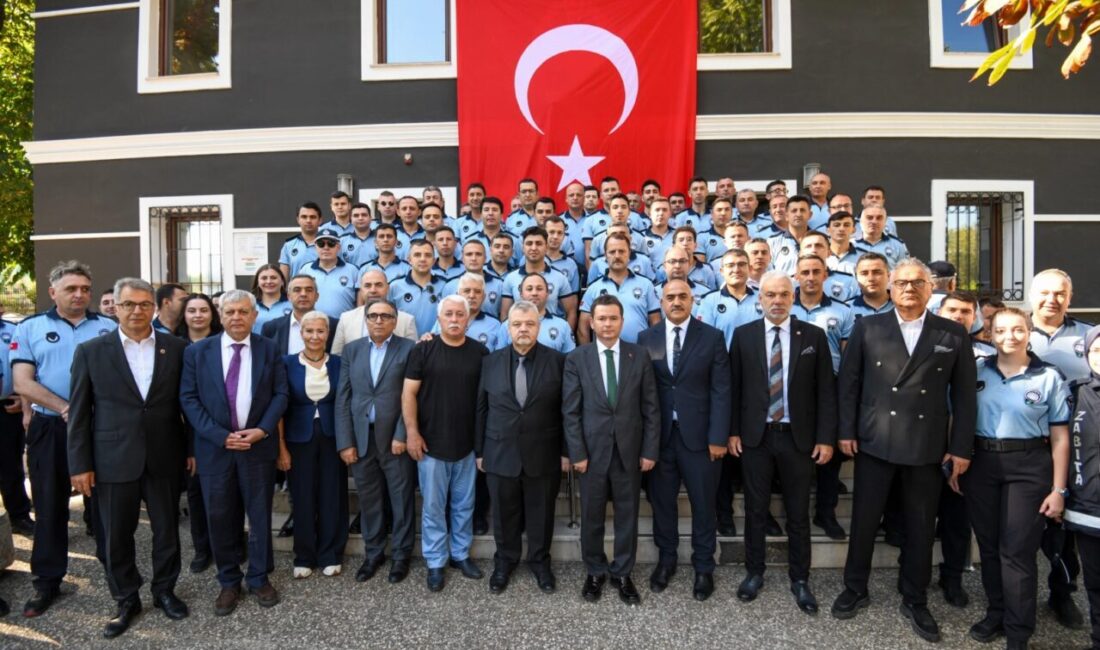 Bursa'da Osmangazi Belediyesi, Zabıta Haftası kapsamında düzenlediği programla kent düzeni