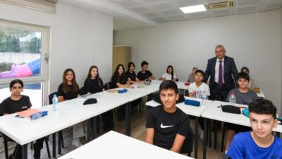 Osmangazi Belediyesi’nin çocuk ve gençlerin akademik gelişimlerine katkı sağlamak, eğitim