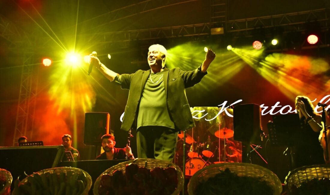 Bursa'da Yenişehir Belediyesi tarafından düzenlenen 11. Uluslararası Altın Biber Festivali