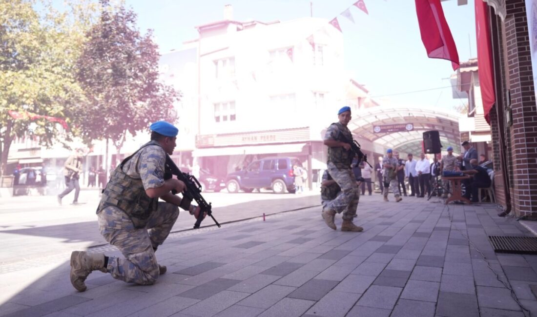 Yenişehir’in düşman işgalinden kurtuluşunun 104’üncü yıl dönümü, düzenlenen tören ve