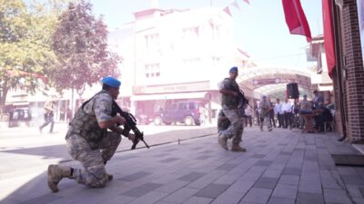 Yenişehir’in düşman işgalinden kurtuluşunun 104’üncü yıl dönümü, düzenlenen tören ve