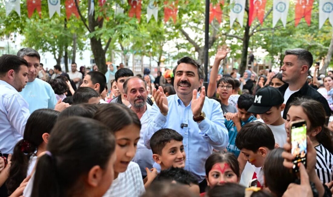 Bursa'da Yıldırım Belediyesi’nin düzenlediği ‘Geleneksel Mahalle Çocuk Şenlikleri’, 24 mahallede
