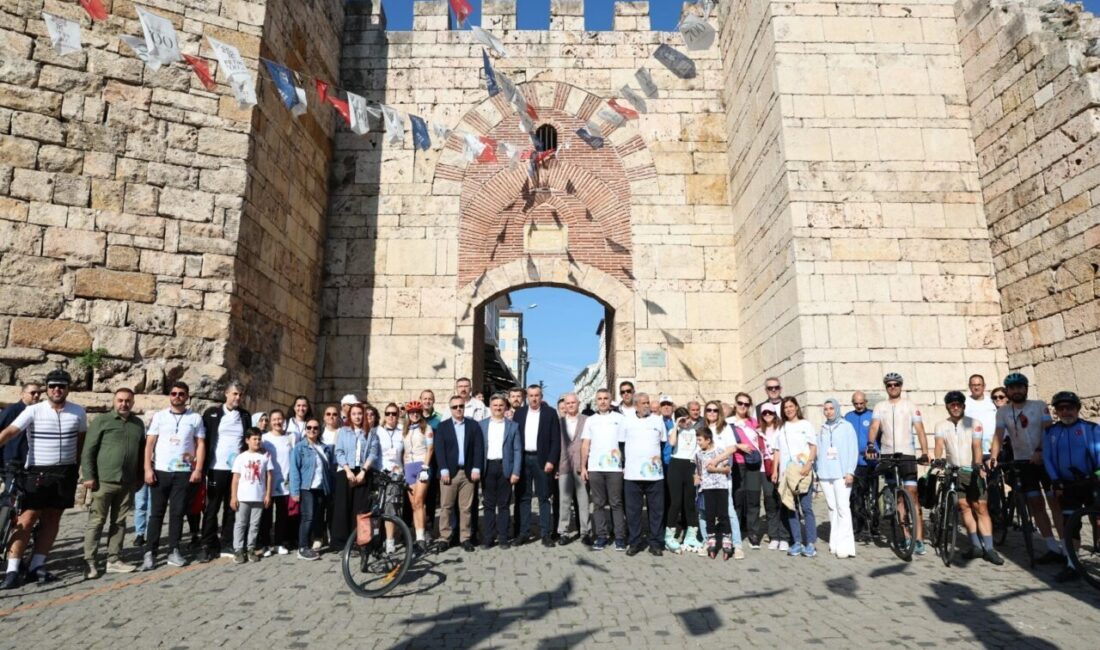 Bursa Büyükşehir Belediyesi, Avrupa Hareketlilik Haftası kapsamında Heykel Atatürk Caddesi’ni