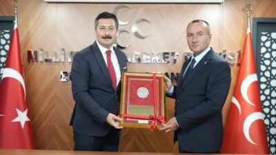 Bursa'da Yenişehir Belediye Başkanı Ercan Özel, MHP Bursa İl Başkanlığı