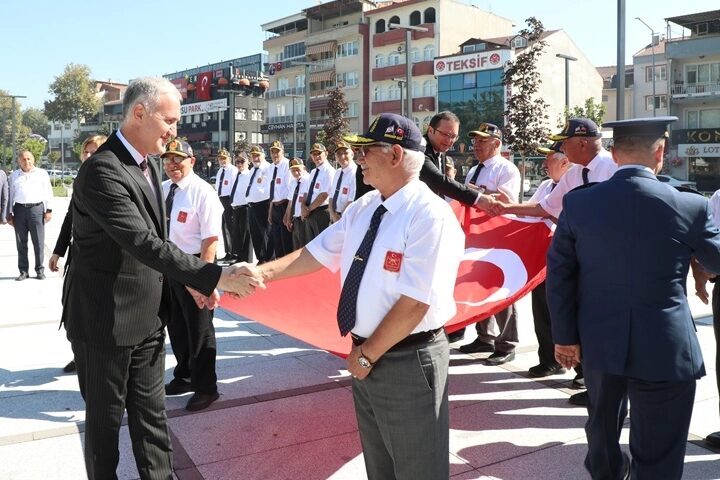 6 Eylül İnegöl’ün düşman işgalinden kurtuluşunun 104. yılı, Atatürk Anıtı’nda