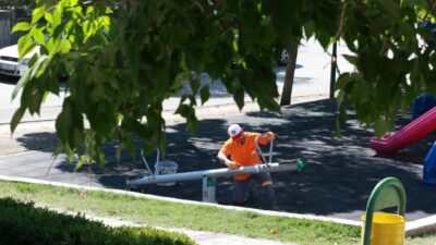 Bursa'da Osmangazi Belediyesi, ilçedeki ortak yaşam alanlarının niteliğini artırmak amacıyla
