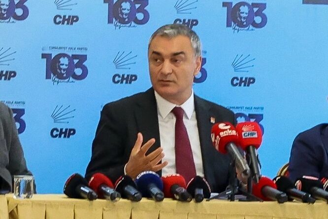 CHP Sözcüsü Müslim Sarı, Ankara Büyükşehir Belediye Başkanı Mansur Yavaş’ın
