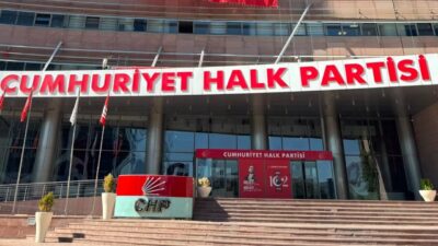 CHP Genel Başkan Yardımcısı Deniz Demir, Turgutlu’da öğrencilerin hedef olduğu
