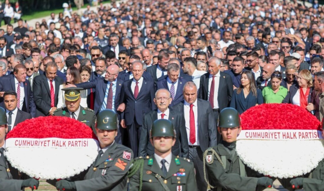 CHP Genel Başkanı Kemal Kılıçdaroğlu, partinin 103’üncü kuruluş yıl dönümünde