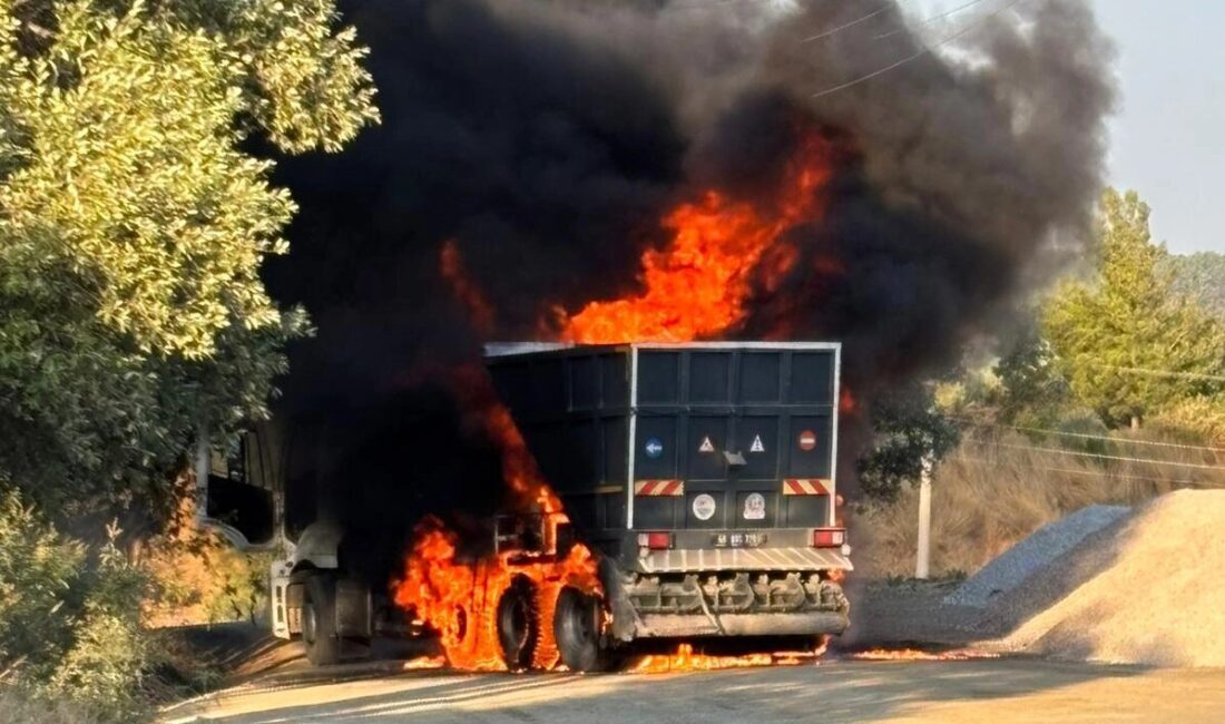 Muğla’nın Dalaman ilçesinde belediyeye ait asfalt kaplama aracı, Elcik Mahallesi