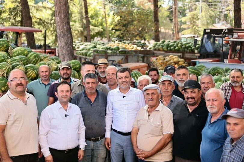 Denizli Büyükşehir Belediyesi, sosyal belediyecilik anlayışı doğrultusunda hem üreticiye can