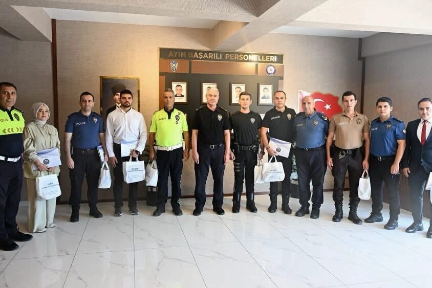 Düzce İl Emniyet Müdürü İbrahim Ergüder, ağustos ayında görevlerinde üstün