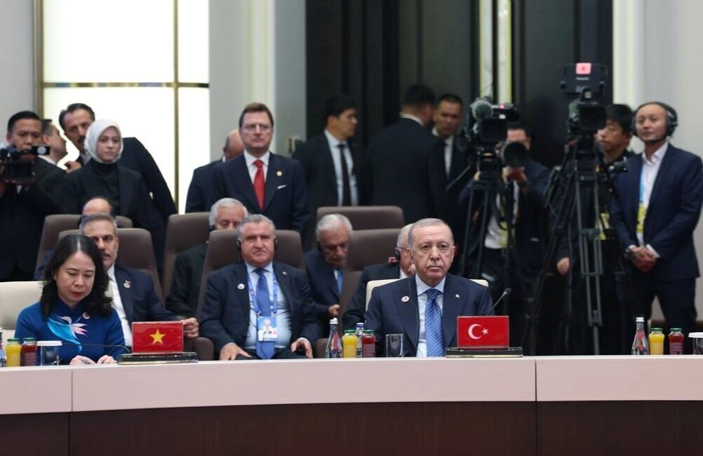 Cumhurbaşkanı Recep Tayyip Erdoğan, Kırgızistan’ın başkenti Bişkek’te düzenlenen Şanghay İş