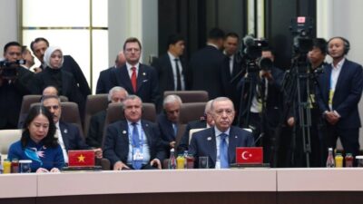 Cumhurbaşkanı Recep Tayyip Erdoğan, Kırgızistan’ın başkenti Bişkek’te düzenlenen Şanghay İş