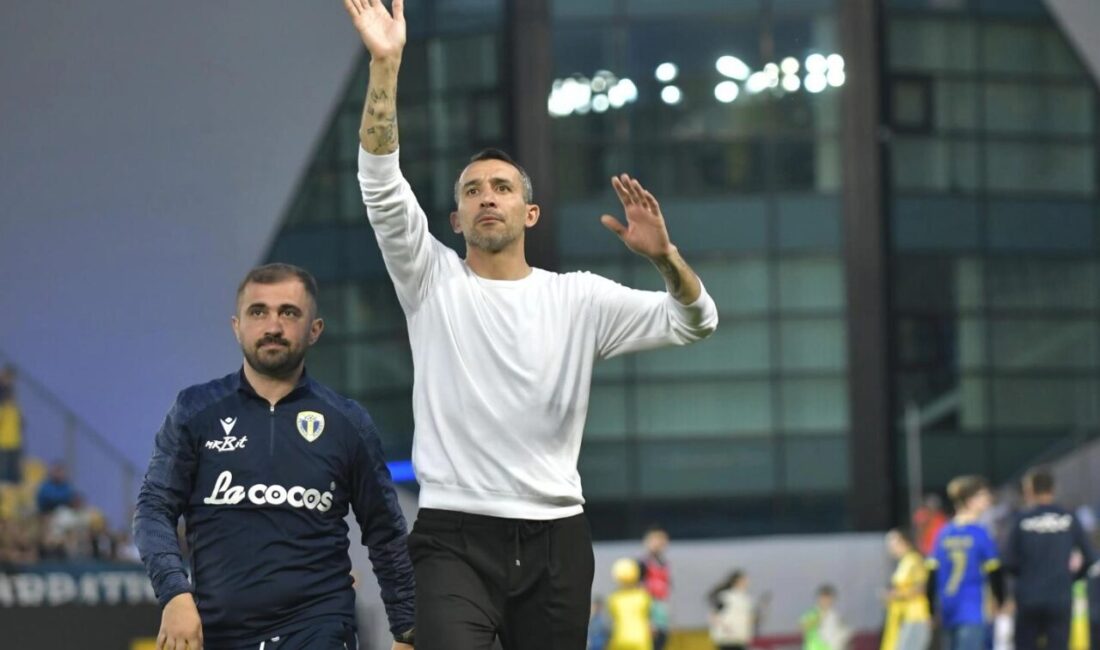 Mirel Radoi ile yollarını ayıran Gaziantep FK, teknik direktörlük kariyerine