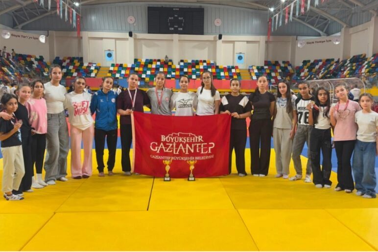 Gaziantep Büyükşehir Belediyesi bünyesindeki sporcular, 2026 yılının ilk 8 ayında