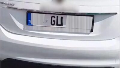 Gaziantep'in Şehitkamil ilçesinde TAG Otoyolu'nda plakasındaki 'L' harfini 'U'ya dönüştüren