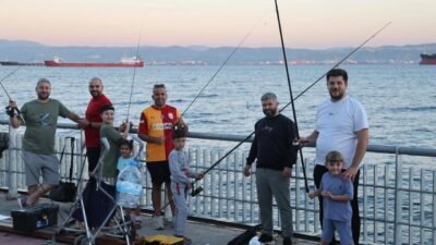 Gebze Belediyesi tarafından geleneksel hale getirilen “Baba-Çocuk Balık Tutma Etkinliği”,