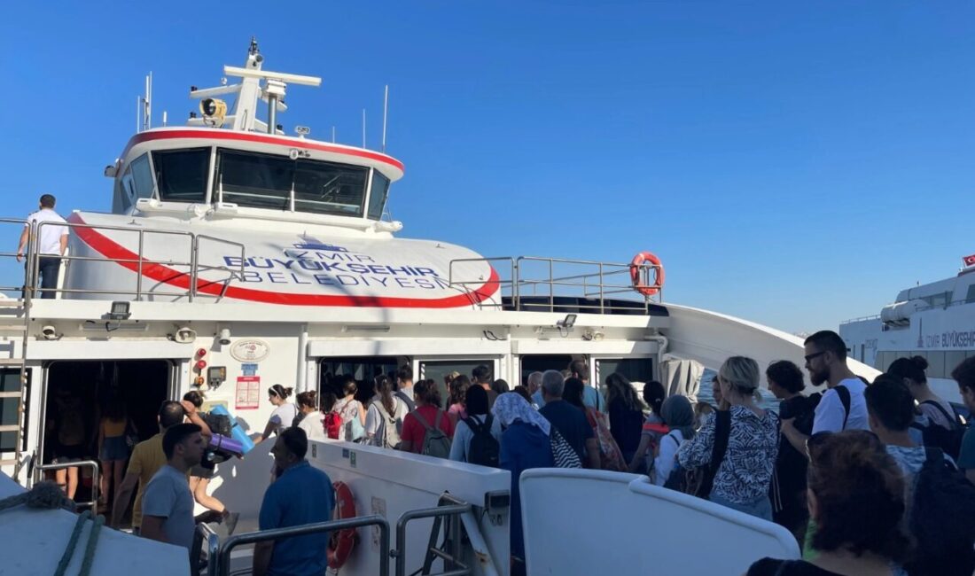 İzmir Büyükşehir Belediyesi iştiraki İZDENİZ’in yaz döneminde düzenlediği Urla ve
