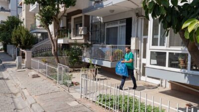 İzmir Büyükşehir Belediye Başkanı Dr. Cemil Tugay'ın göreve gelmesinin ardından