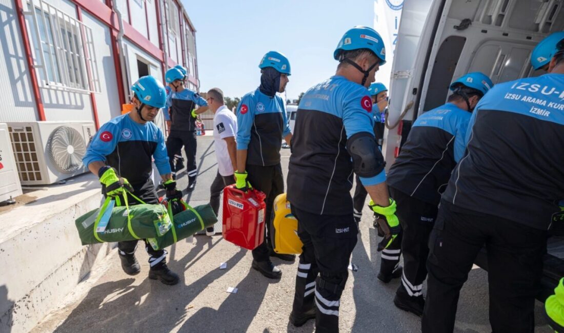 İzmir Büyükşehir Belediyesi İZSU Genel Müdürlüğü bünyesinde oluşturulan İZSU-KUT ekipleri,