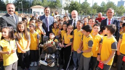 Kayseri Kocasinan Belediye Başkanı Ahmet Çolakbayrakdar, 2026-2027 eğitim-öğretim yılının ilk