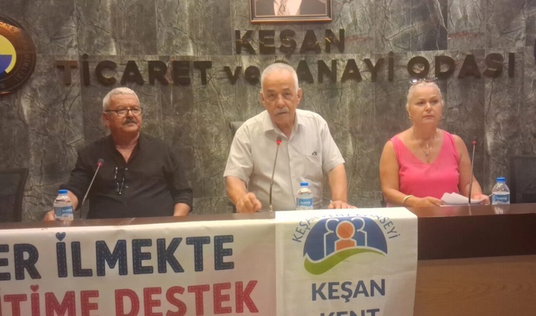 Keşan Kent Konseyi’nin “Keşan İçin Bir Araya Geliyoruz” başlıklı toplantısı,