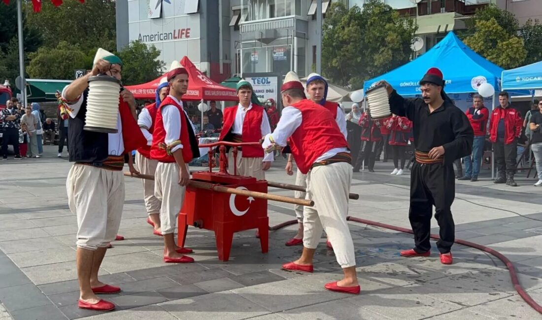 Kocaeli Büyükşehir Belediyesi, “İtfaiye Haftası” kapsamında İzmit ve Gebze Kent