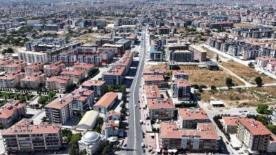Konya'da Karatay Belediyesi, ilçenin ulaşım altyapısını güçlendirmek, mevcut yolları yenilemek