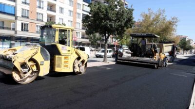 Konya Karatay’da ulaşım akslarının yenilenmesine yönelik çalışmalar kapsamında Sedirler Caddesi’nde