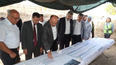 Konya Büyükşehir Belediyesi tarafından Larende Kapısı ve tarihi sur duvarlarının