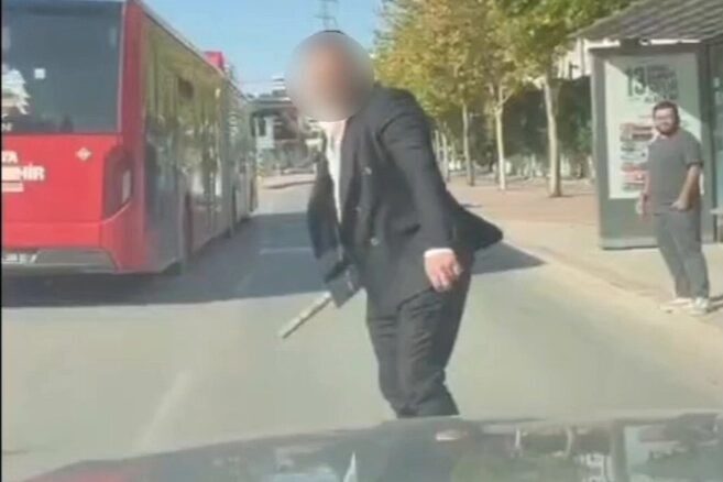 Konya Valisi İbrahim Akın, trafikte saldırı girişiminde bulunan kişinin Emniyet