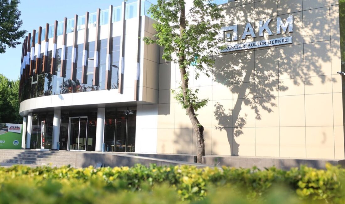 Sakarya Büyükşehir Belediyesi’nin geçtiğimiz günlerde lisans adaylarına yönelik düzenlediği ve