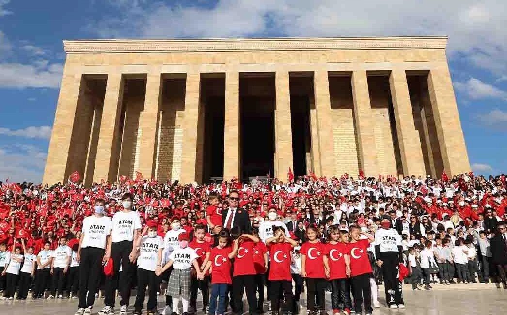 Lösemili çocuklar ve kanser tedavisi gören hastaların her zaman yanında