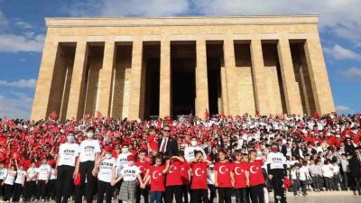 Lösemili çocuklar ve kanser tedavisi gören hastaların her zaman yanında