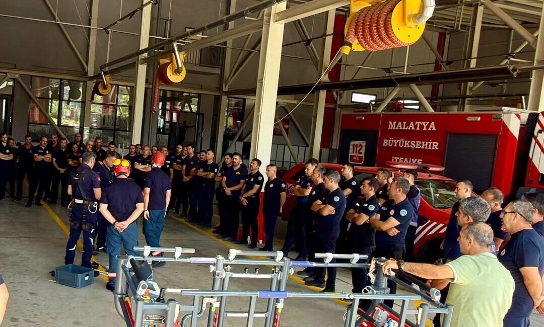 ​​​​​​​Malatya Büyükşehir Belediyesi, hizmet ve yatırımlarını aralıksız sürdürürken personelinin mesleki