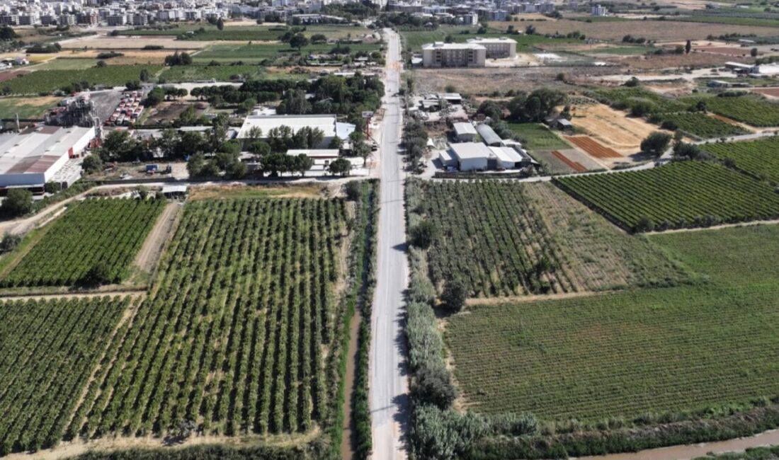 Manisa Büyükşehir Belediyesi, Yunusemre ilçesi Muradiye Mahallesi’nde yürüttüğü altyapı çalışmaları