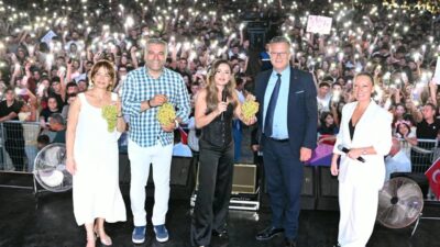 Manisa Büyükşehir Belediyesi, Alaşehir’in kurtuluşunun 104. yıl dönümü dolayısıyla Cumhuriyet