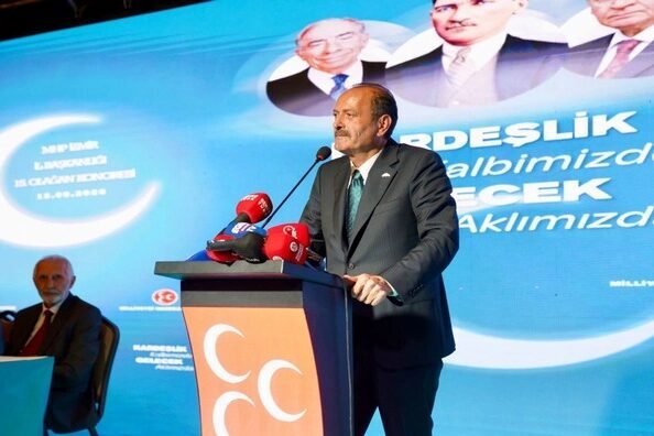 MHP İzmir İl Başkanlığı’nın 15. Olağan İl Kongresi, binlerce partilinin