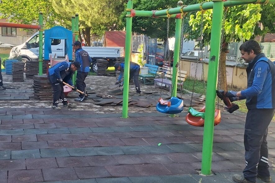 Muğla Büyükşehir Belediyesi il genelinde farklı kurum ve kuruluşlara yeşil