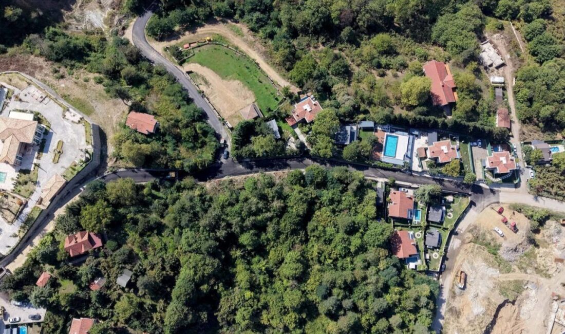 Sakarya Büyükşehir Belediyesi, plan ve program dahilinde sürdürdüğü sıcak asfalt