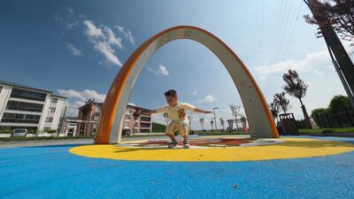 Sakarya Büyükşehir Belediyesi’nin Söğütlü’de hizmete sunduğu Ritim Park törenle hizmete